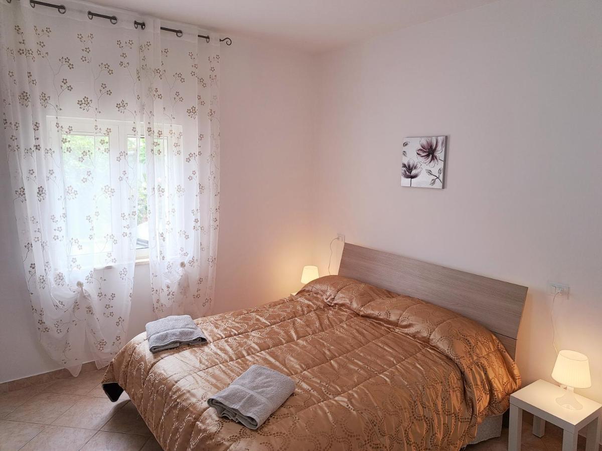 A Casa Di Andrea Francesco Leilighet Fondi Eksteriør bilde